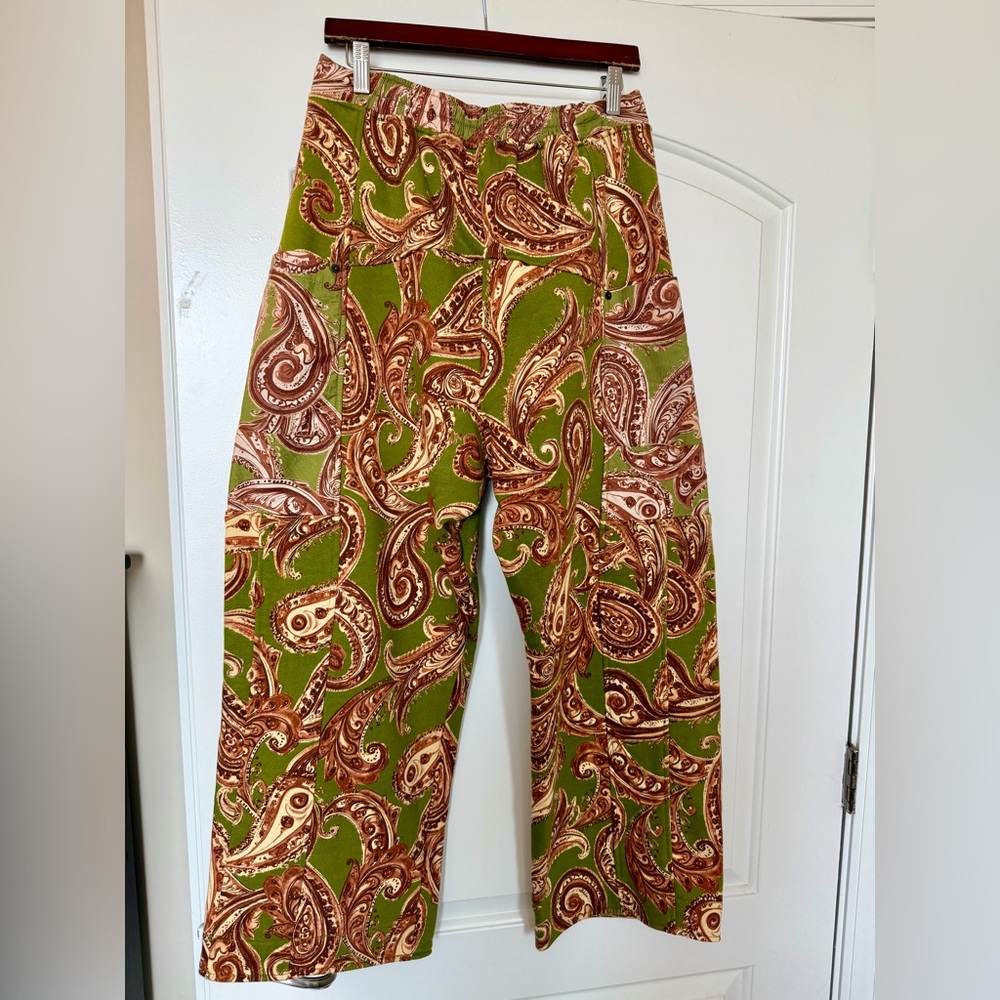 NWOT We the Free Jet Set Green Paisley Knit Pull On Pants - Picture 5 of 7